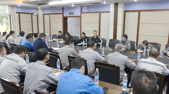 云煤（凯时娱乐人生就是博）集团对解化化工开展“三抓一保”百日清静活动情形举行督导检查