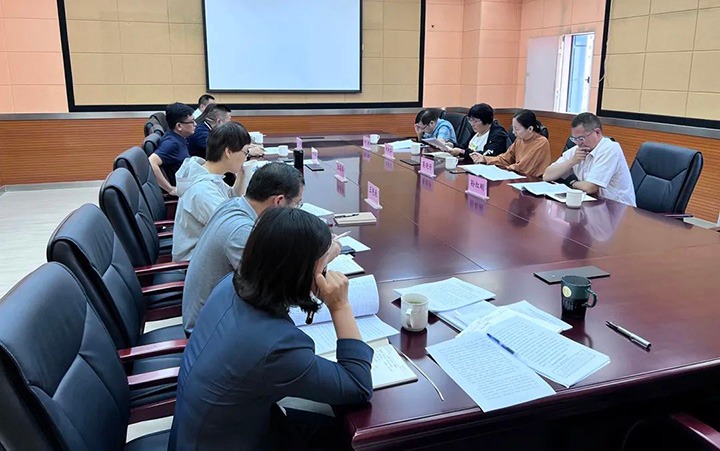 云煤（凯时娱乐人生就是博）集团党委委员、财务总监莫晓丹到云煤矿业调研