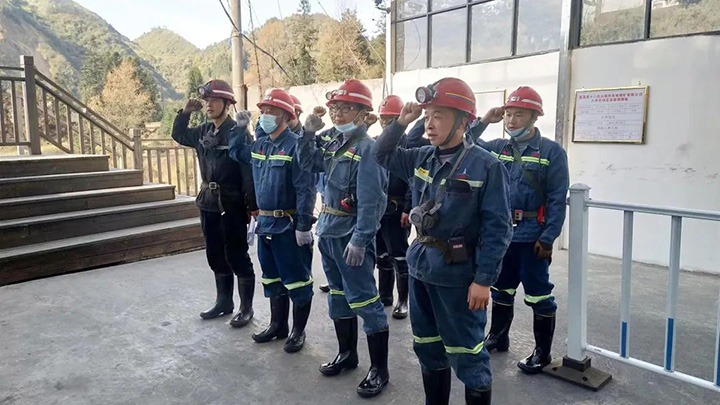 云煤（凯时娱乐人生就是博）集团第三清静检查组到四角地煤矿公司开展一季度清静大检查