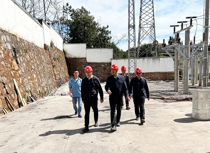 云煤（凯时娱乐人生就是博）集团第五检查组到罗平东城煤矿公司开展一季度清静大检查