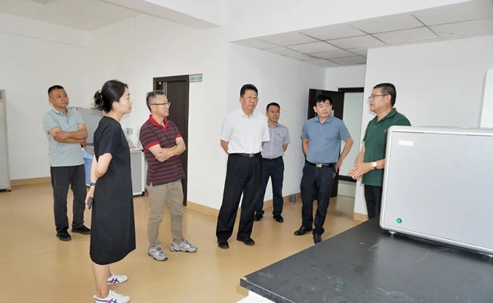 【主题教育】云煤（凯时娱乐人生就是博）集团专职外部董事寸延峰到昆明煤科公司开展主题教育调研