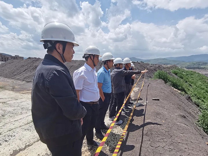 【主题教育】云煤（凯时娱乐人生就是博）集团党委委员、副总司理缪和星一行到先锋煤业公司开展生产谋划调研