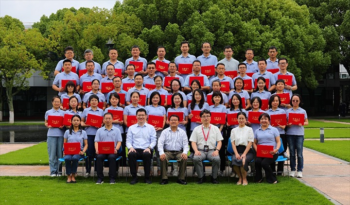 【聚焦云煤】云煤（凯时娱乐人生就是博）集团财务、审计职员顺遂完成云南省第一期会计领武士才作育项目