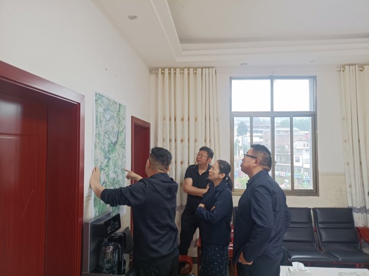 云煤集团党委委员、财务总监莫晓丹一行到顺源煤矿调研