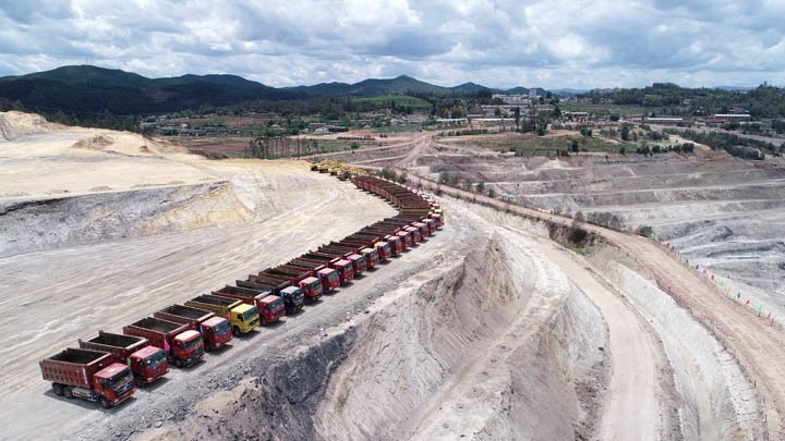 组团闯市。。∑笠岛缶⒆