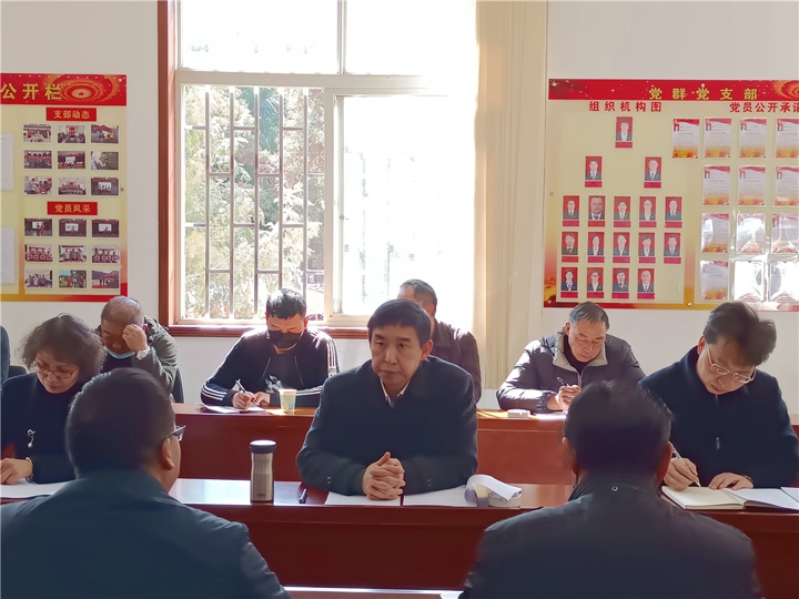 集团向导莅临可保煤矿送温暖 (3).jpg